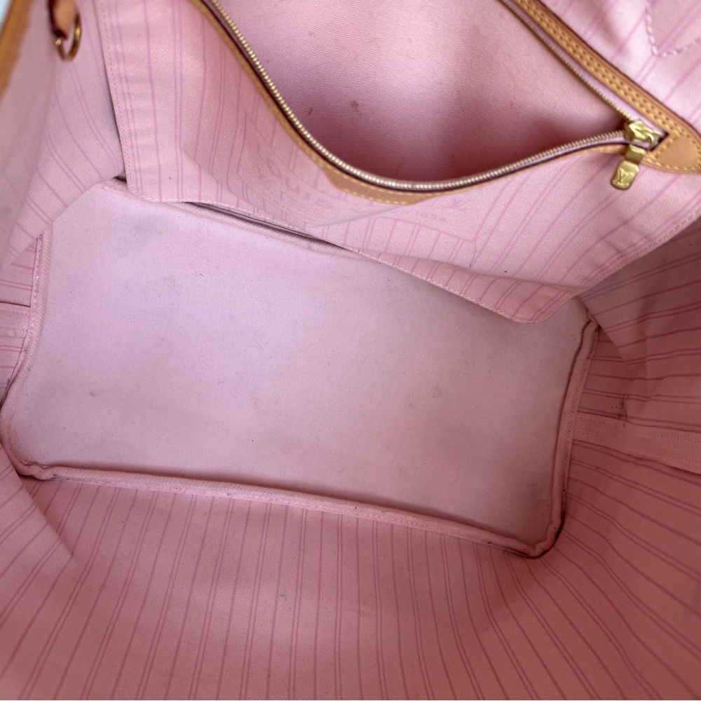 Authentic Louis Vuitton GM Neverfull - Picture 3 of 16